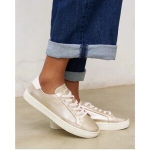 Soludos silvery gold Metallic Sneakers
More on the gold side.